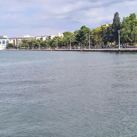 Fay's Luxury Loft דירה *