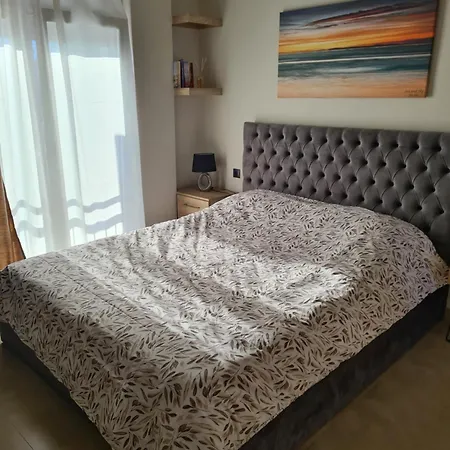 Fay's Luxury Loft Apartman
