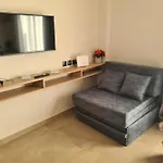 Fay's Luxury Loft דירה