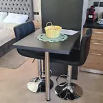 Fay's Luxury Loft * וולוס